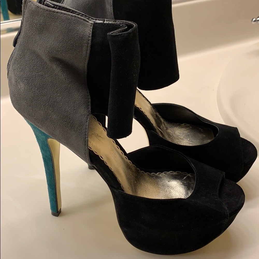 Bebe suede heels
